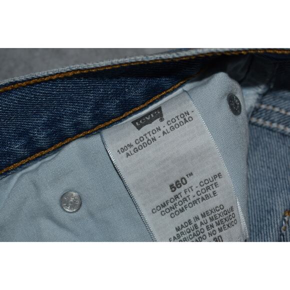 Levis 560 Jeans Mens Size 50 x 30 Tapered Loose Comfort Fit Blue Made In Mexico - Picture 5 of 8